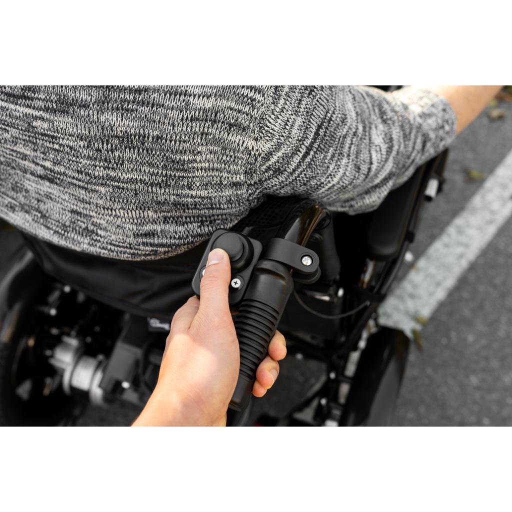 POWER TIM Elektrorollstuhl inkl. Joystick für die Begleitperson | TIMAGO