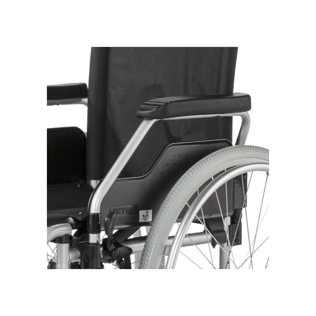 Meyra Budget-Leichtgewicht-Rollstuhl mit Begleitbremse | Meyra